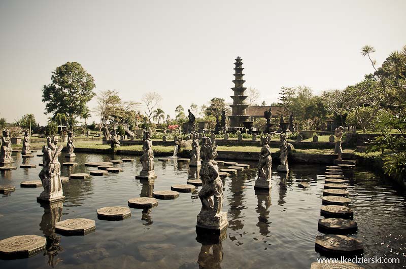 tirtagangga mahabharata pond