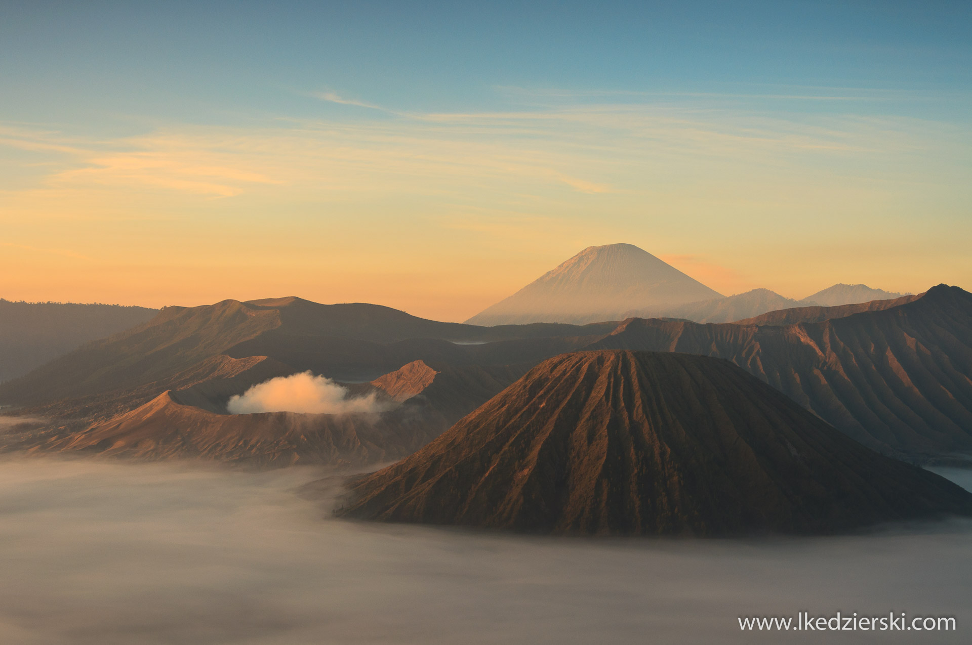 mount bromo wschód słońca sunrise