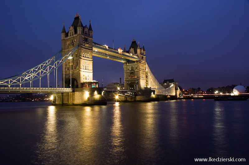 zwiedzanie londynu tower bridge