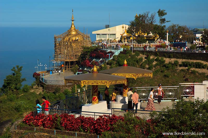 Golden Rock Pagoda