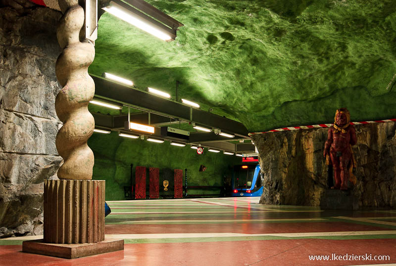 metro w sztokholmie kungstradgarden