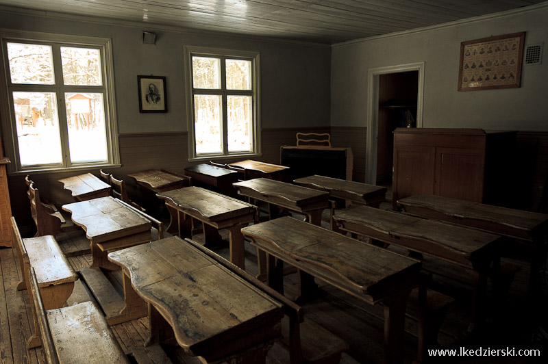 zwiedzanie sztokholmu skansen budynek