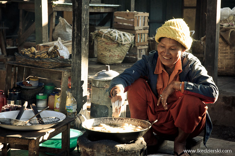 Kalaw lokalny targ