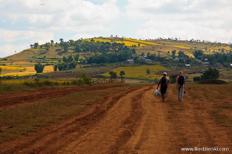 birma trekking nad inle lake