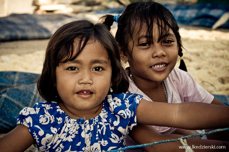 dziewczynki z Nusa Lembongan