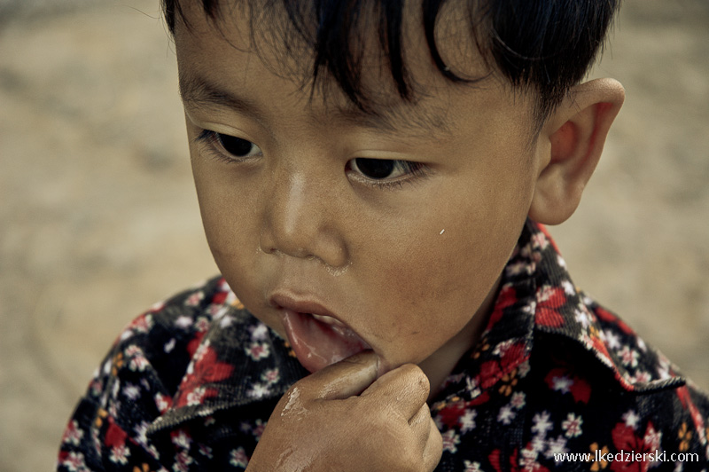 birmańskie dziecko