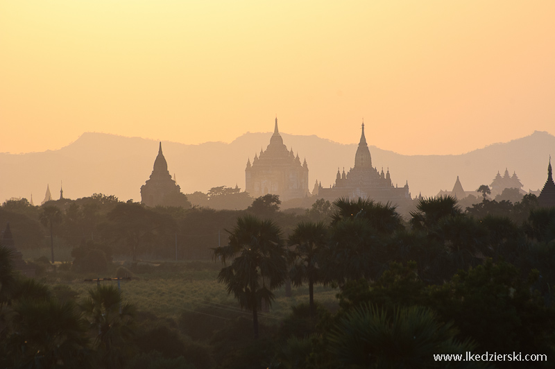 zachód słońca w bagan sunset