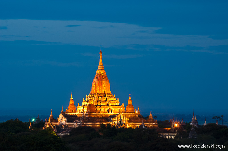 zachód słońca w bagan sunset