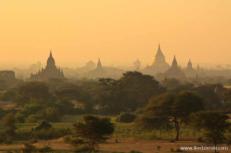 kraina tysiąca pagód bagan sunrise