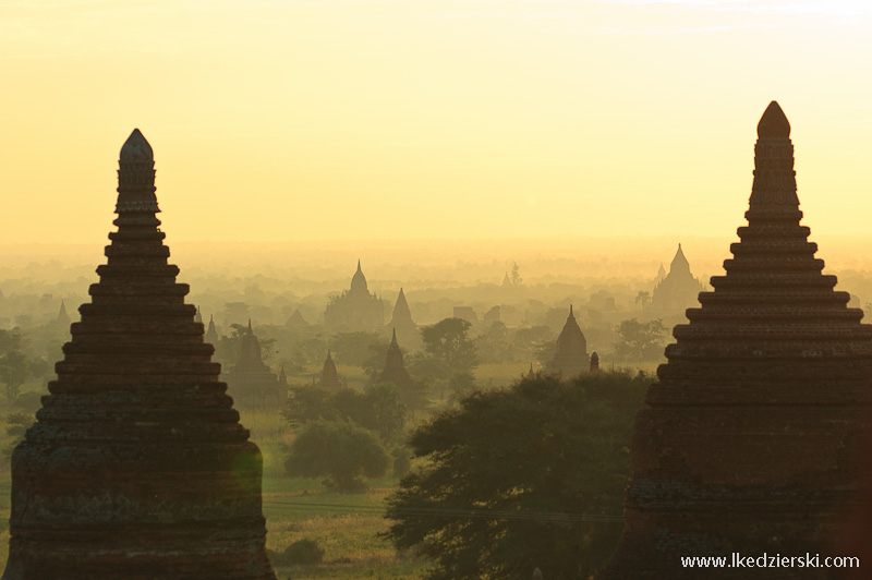 kraina tysiąca pagód bagan sunrise