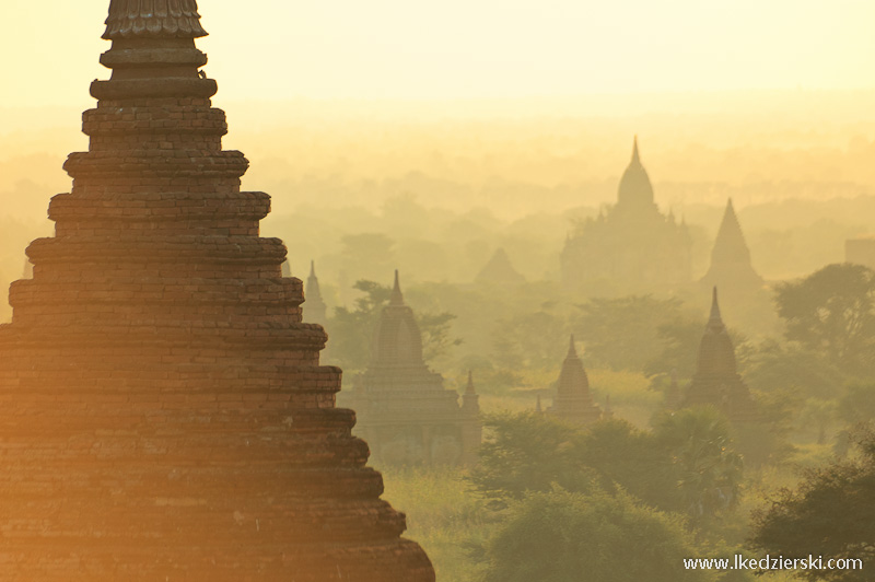 kraina tysiąca pagód bagan sunrise