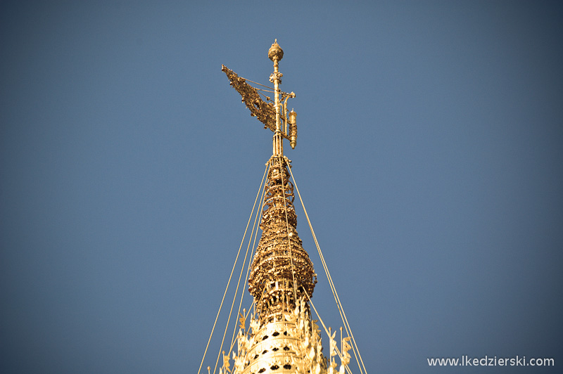 shwedagon pagoda