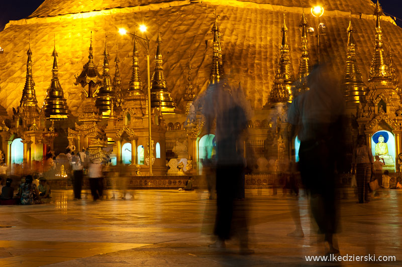 shwedagon pagoda