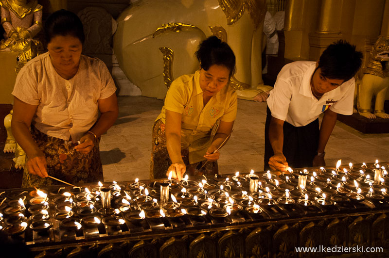 shwedagon pagoda