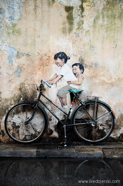 murale w georgetown zacharevic little children on a bicycle