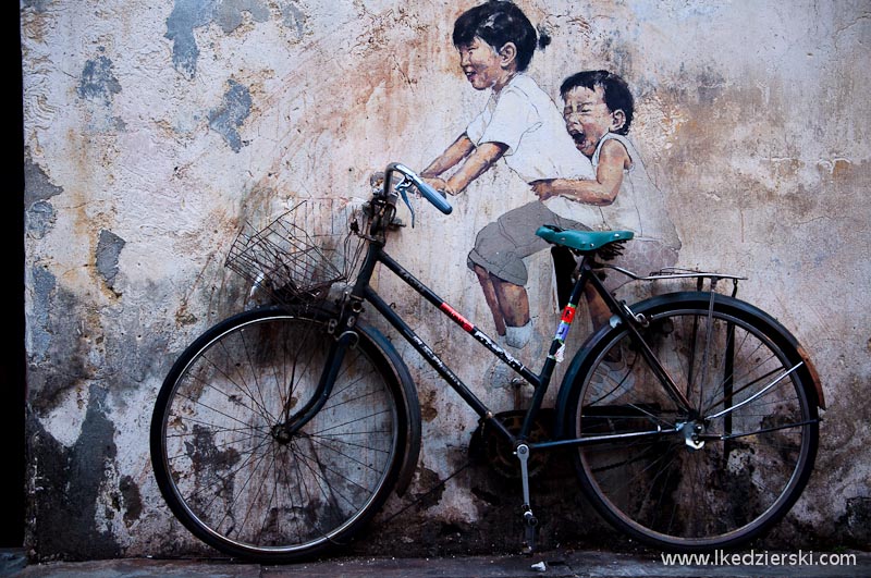 murale w georgetown zacharevic little children on a bicycle