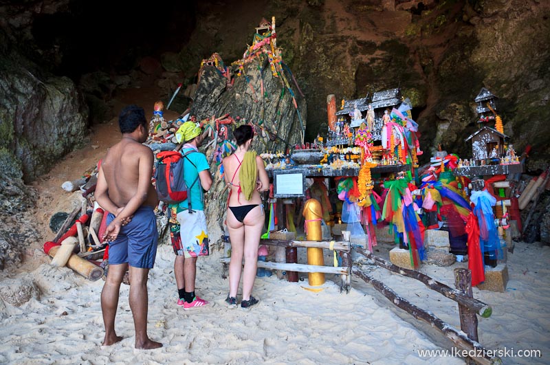 hat phra nang princess cave