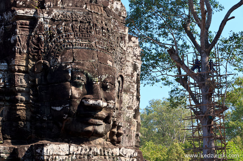 angkor thom bayon twarze