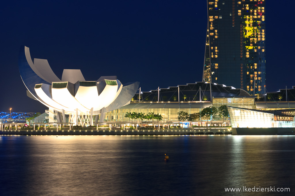 singapur by night marina bay