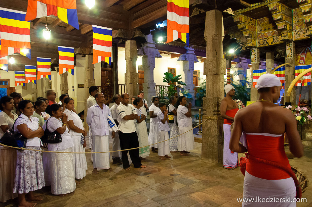 sri lanka sacred tooth relic świątynia zęba