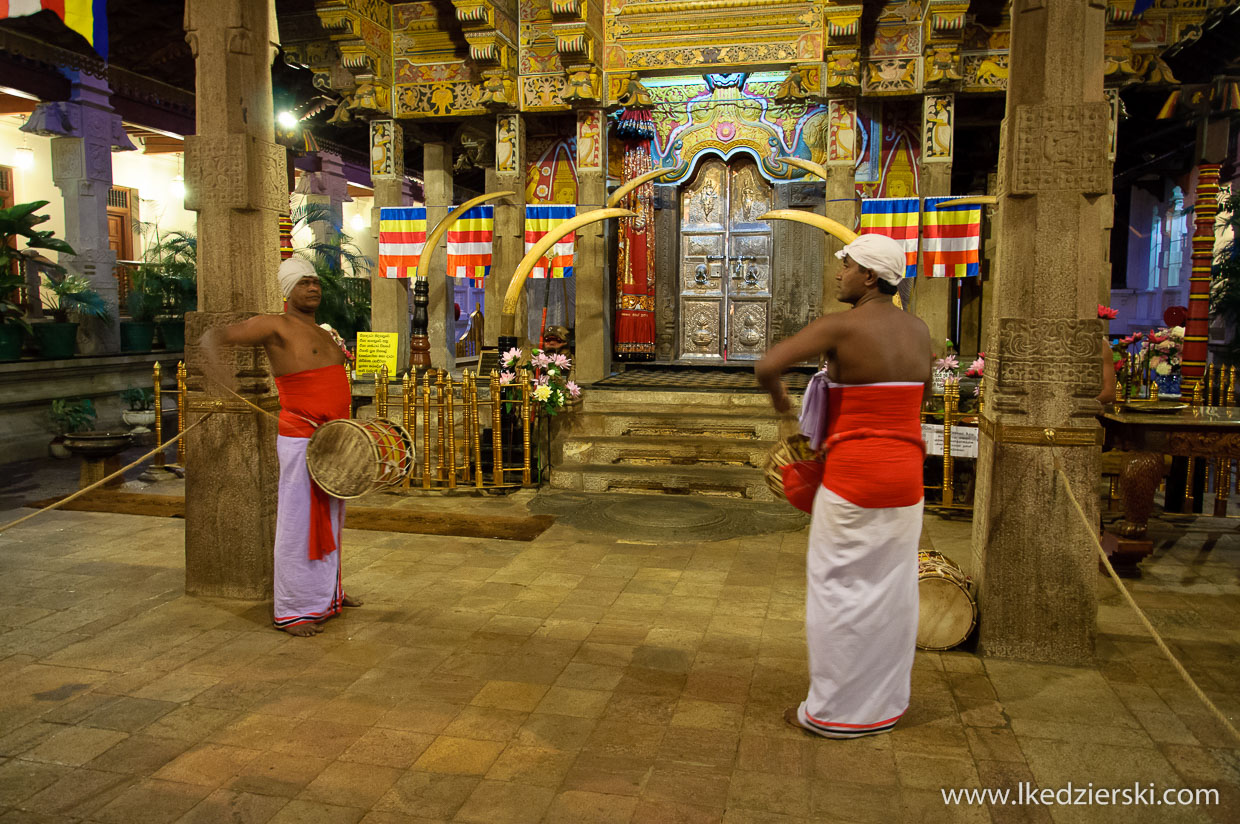 sri lanka sacred tooth relic świątynia zęba