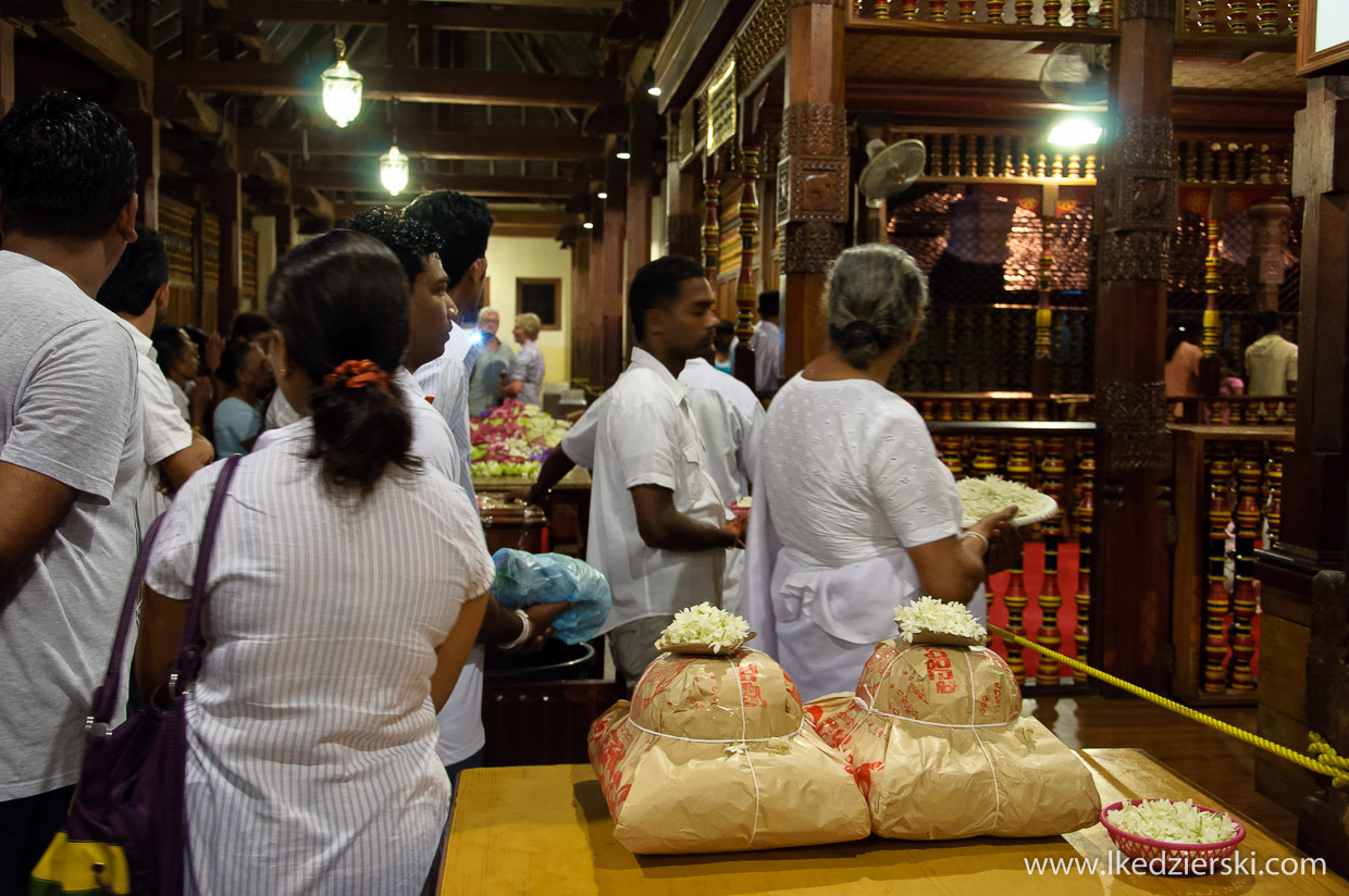 sri lanka sacred tooth relic świątynia zęba