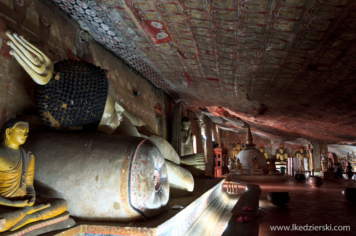 dambulla rock temple maharaja viharaya