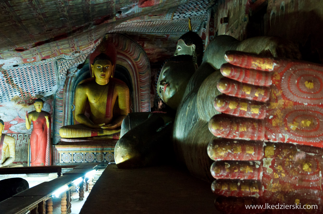 dambulla rock temple