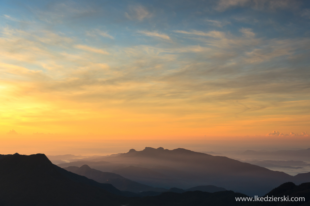 sri lanka adam's peak sri pada sunrise