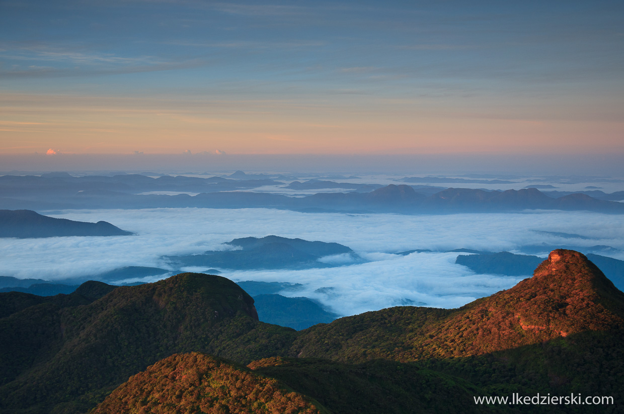 sri lanka adam's peak sri pada sunrise