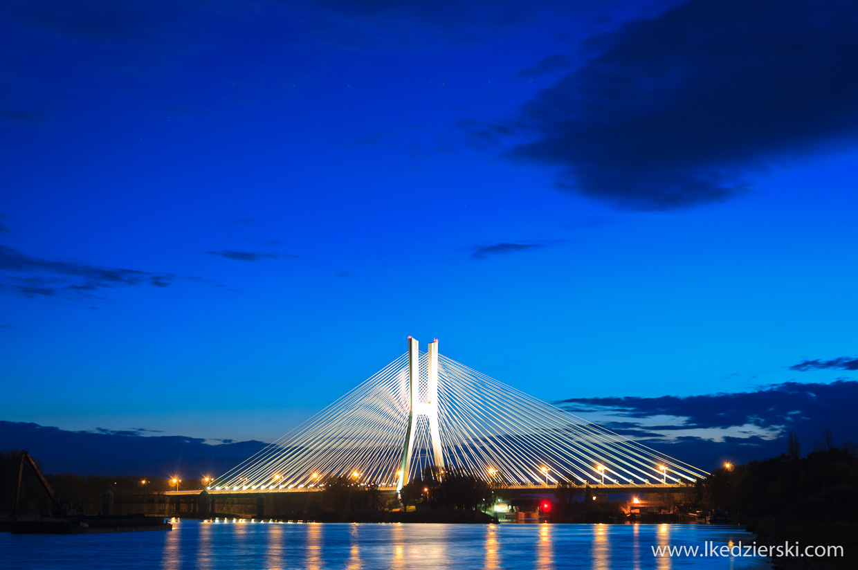 Wrocław, najwyższy most w Polsce, rędziński blue hour, mosty wrocławia