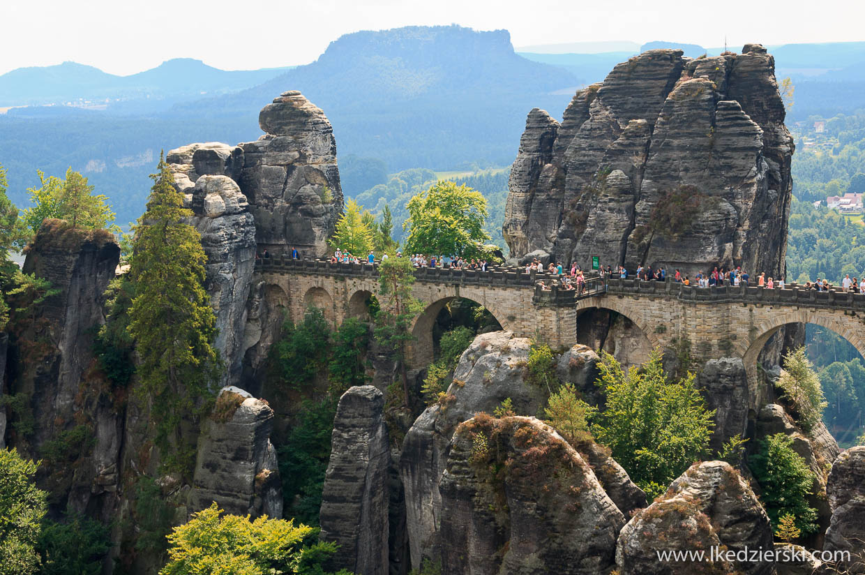 Bastei Perla W Szwajcarii Saksonskiej Fotogaleria