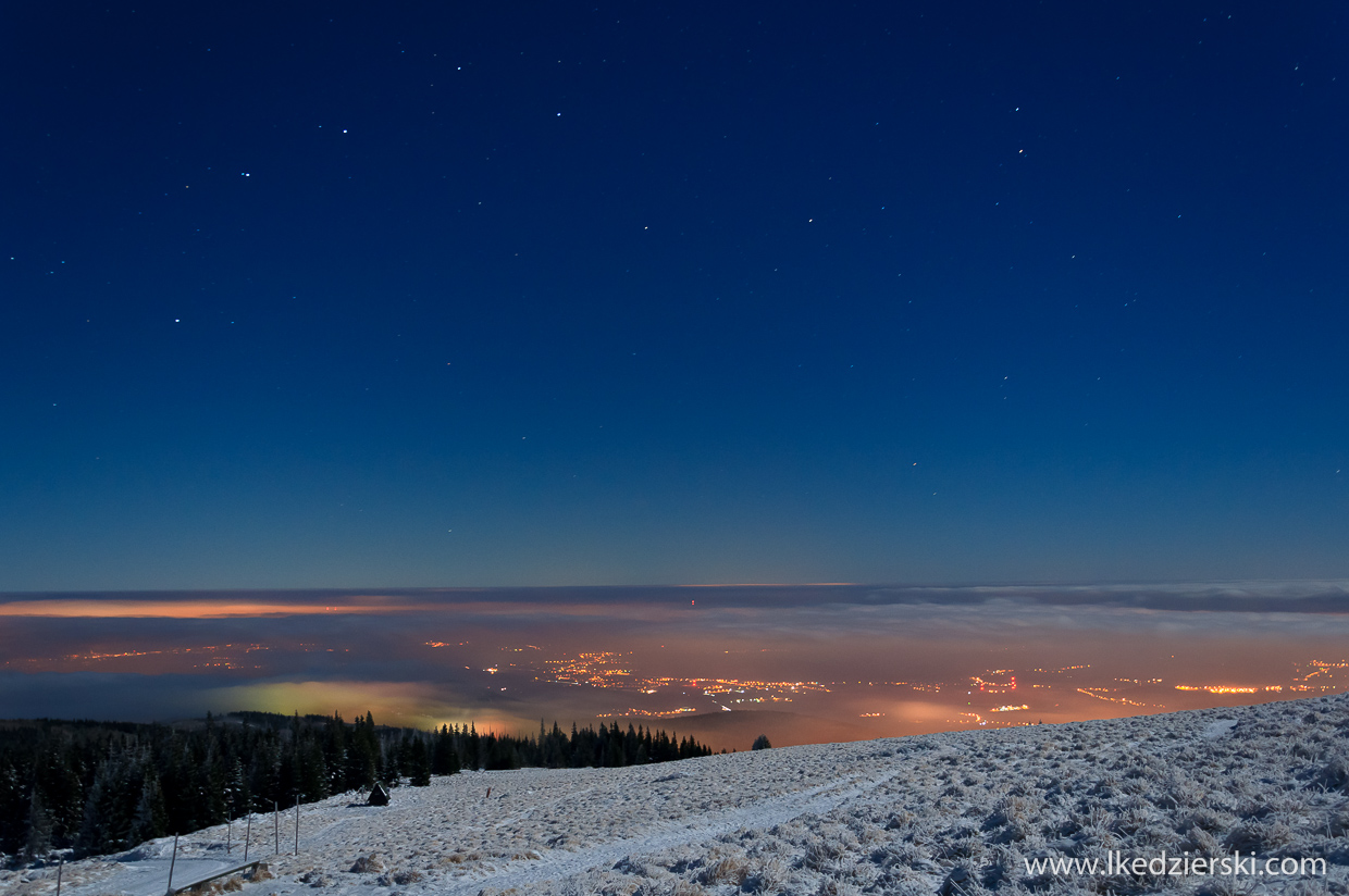 nocne zdjęcia karkonoszy