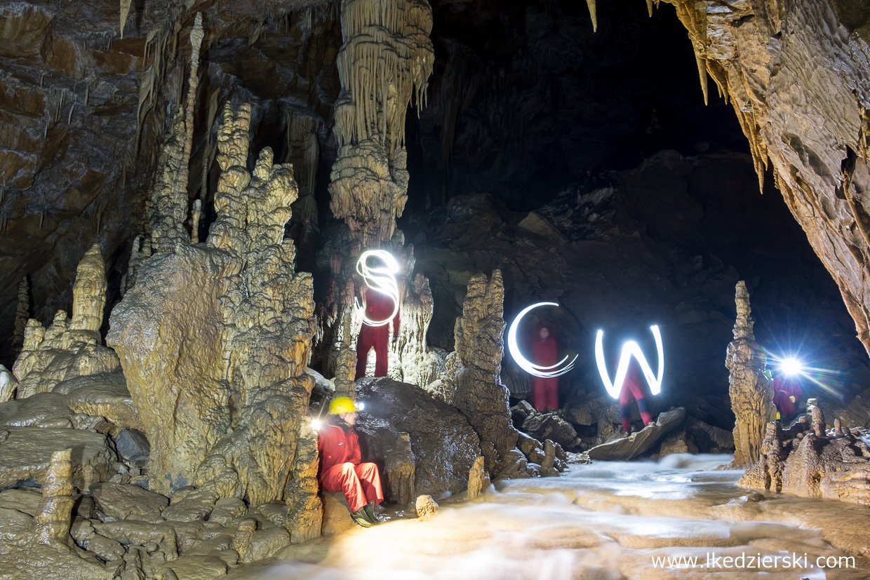 jaskinia krizna jama słoweński kras Križna Jama
