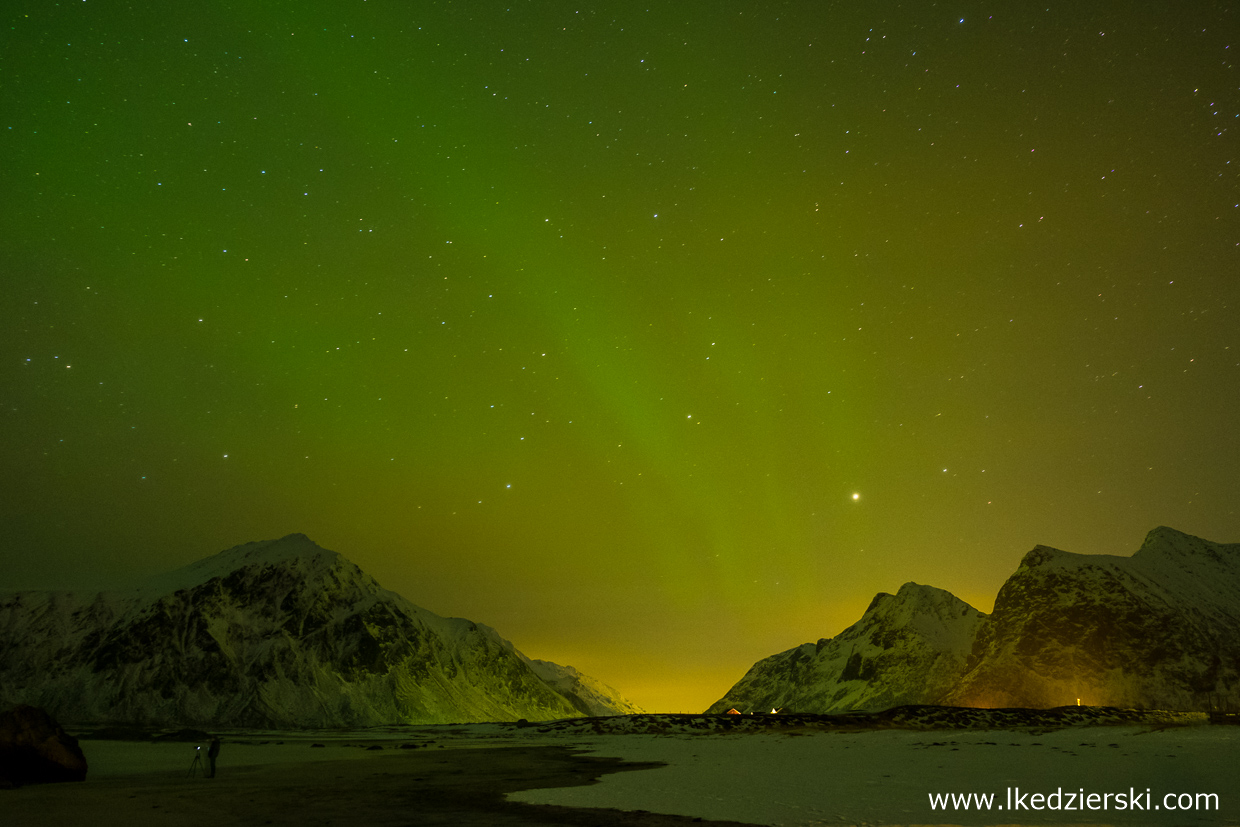 norwegia lofoty zorza polarna aurora borealis