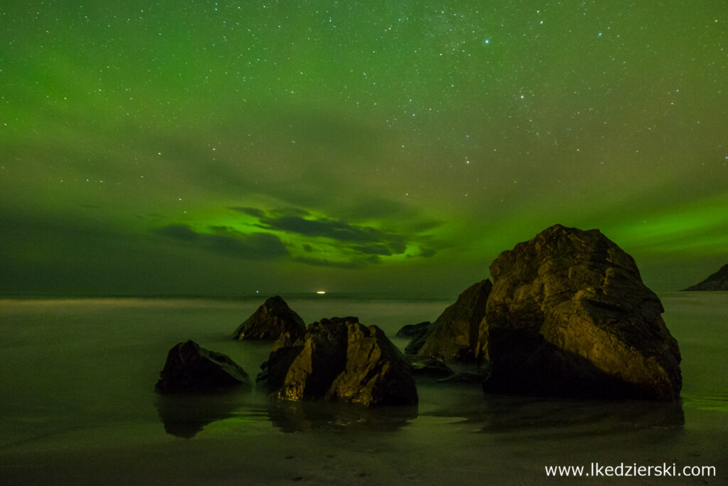 norwegia lofoty zorza polarna aurora borealis