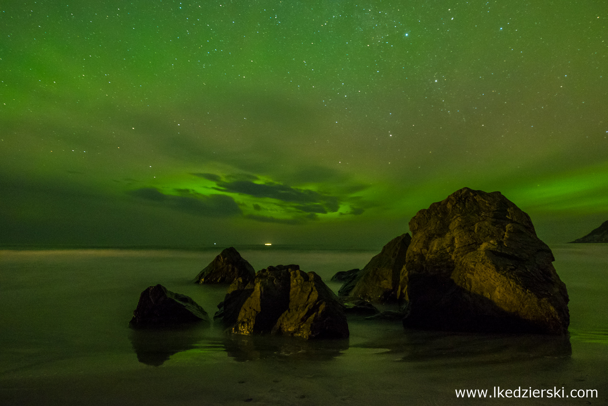 norwegia lofoty zorza polarna aurora borealis