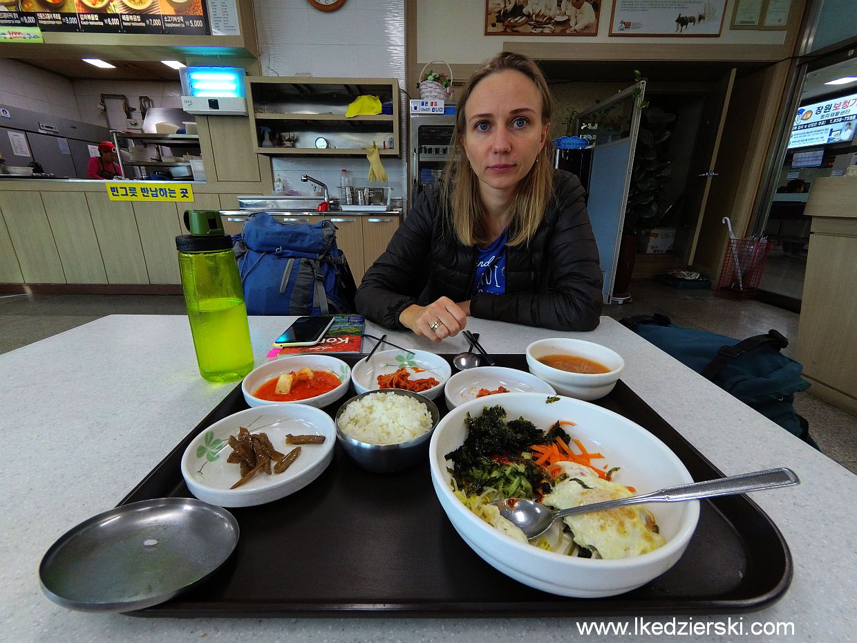 koreańskie jedzenie bibimbap