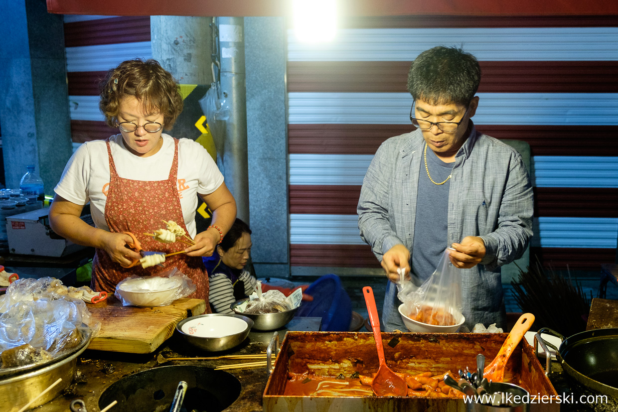 korea street food uliczne jedzenie w korei korean street food tteokbokki ddeokbokki