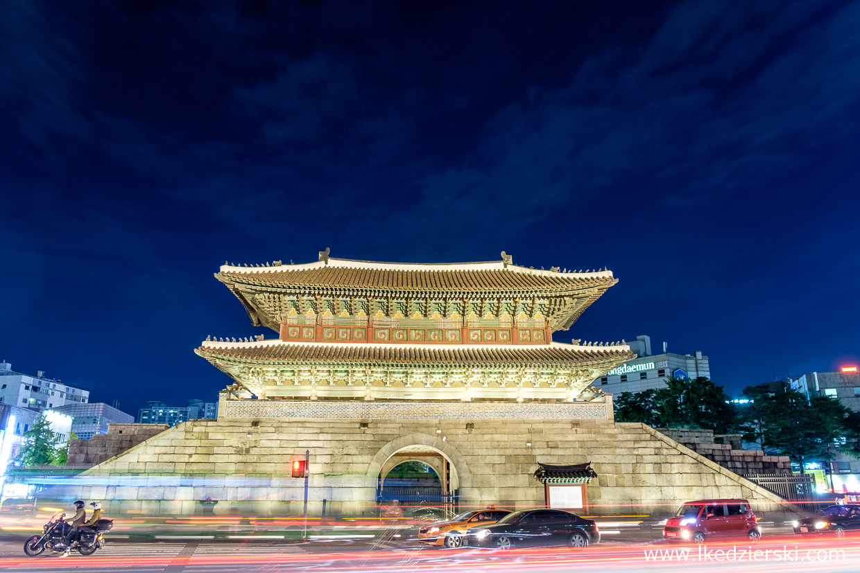 Seoul Mury obronne w okolicach bramy Dongdaemun (Heunginjimun Gate) (동대문 - 흥인지문), Seul