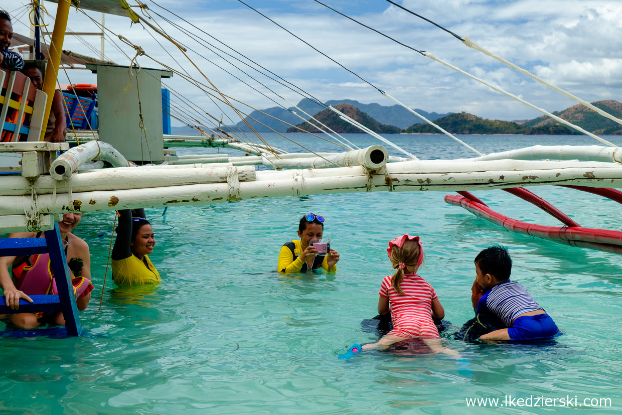 filipiny coron Island Hopping tour b smith beach