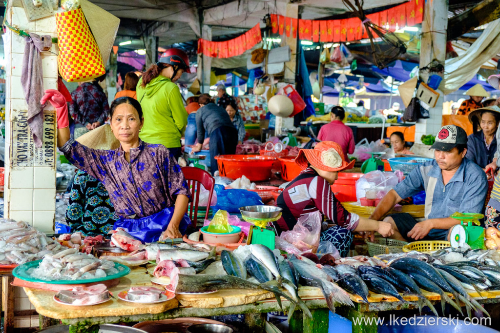 wietnam hoi an morning market targ jedzenie