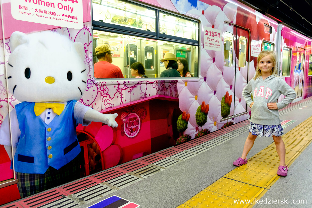 japonia nadia w podróży metro hello kitty