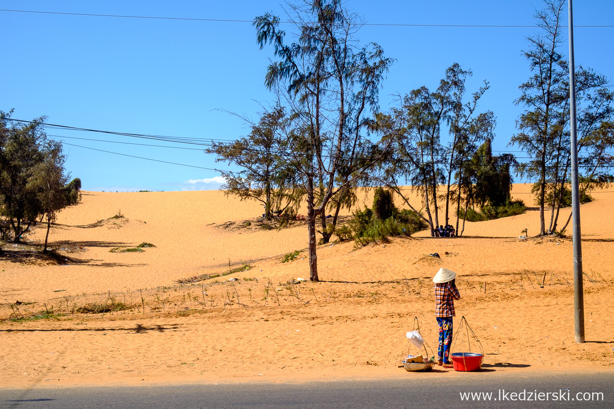 wietnam atrakcje mui ne red sand dunes czerwone wydmy