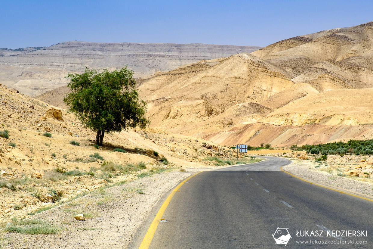 jordan king's highway jazda samochodem w jordanii