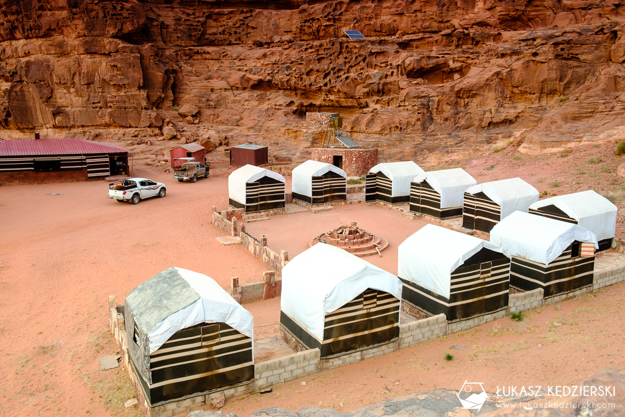 jordania noclegi wadi rum ali baba camp noclegi w jordanii