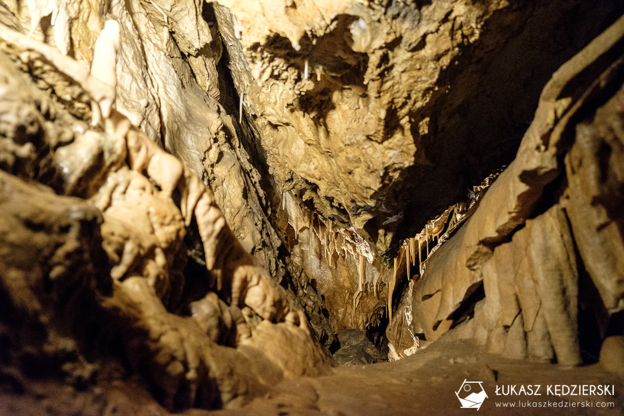 Dolomitové Bozkovské jeskyně, jaskinia czeski raj atrakcje czeskiego raju Bozkowskie jaskinie dolomitowe