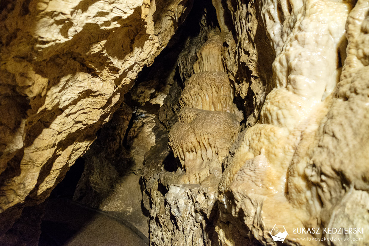 Dolomitové Bozkovské jeskyně, jaskinia czeski raj atrakcje czeskiego raju Bozkowskie jaskinie dolomitowe