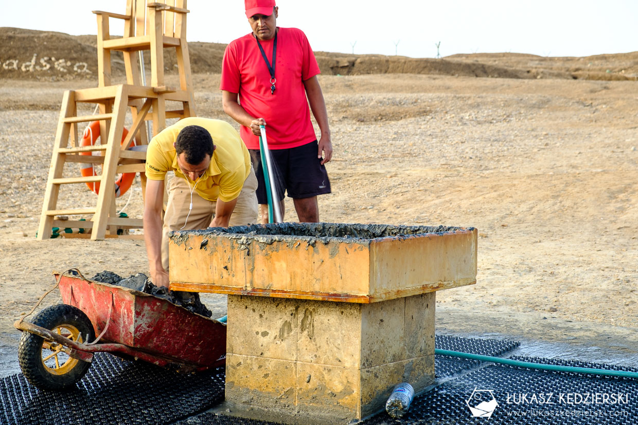 jordania morze martwe błoto dead sea