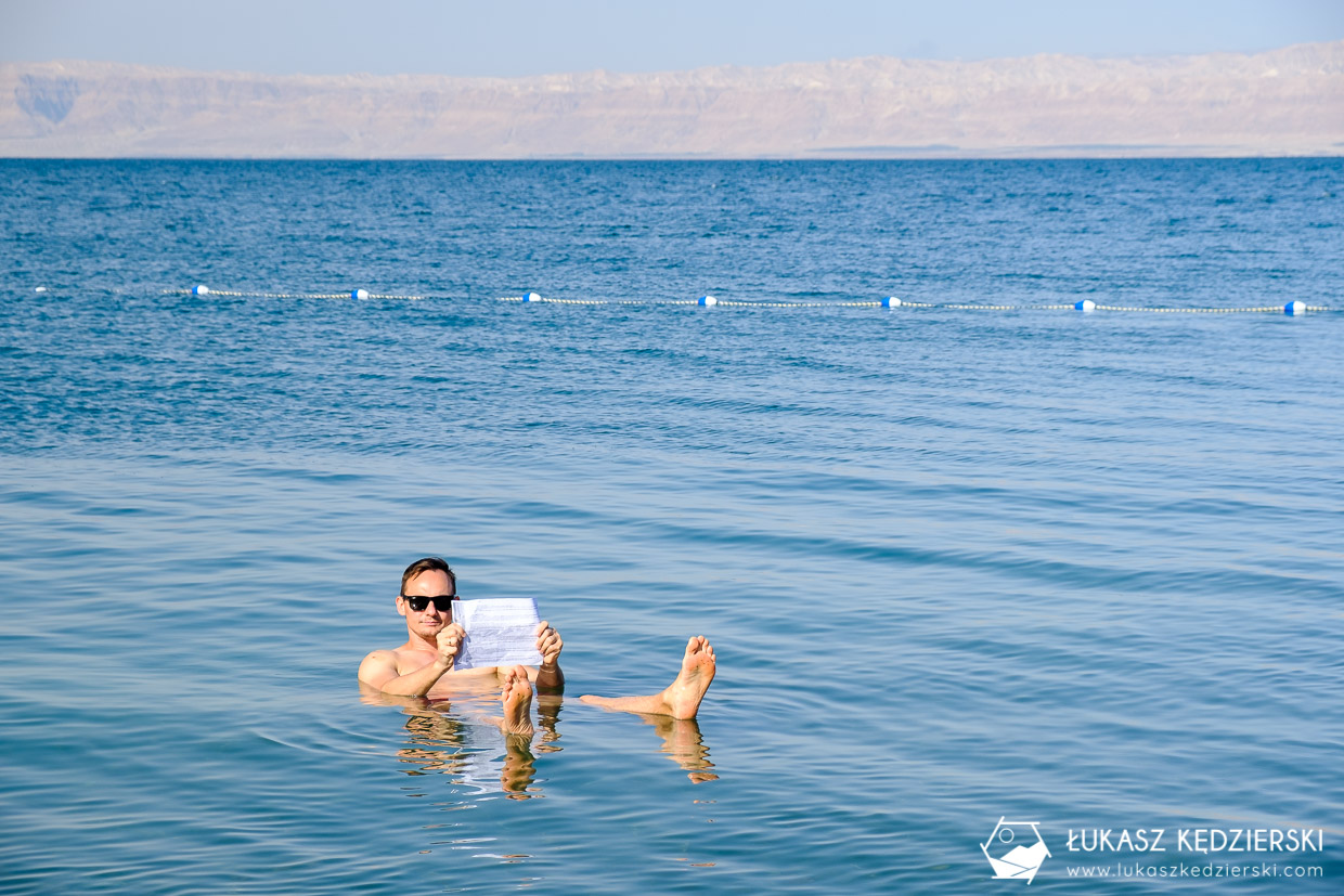 jordania morze martwe kąpiel plaża dead sea